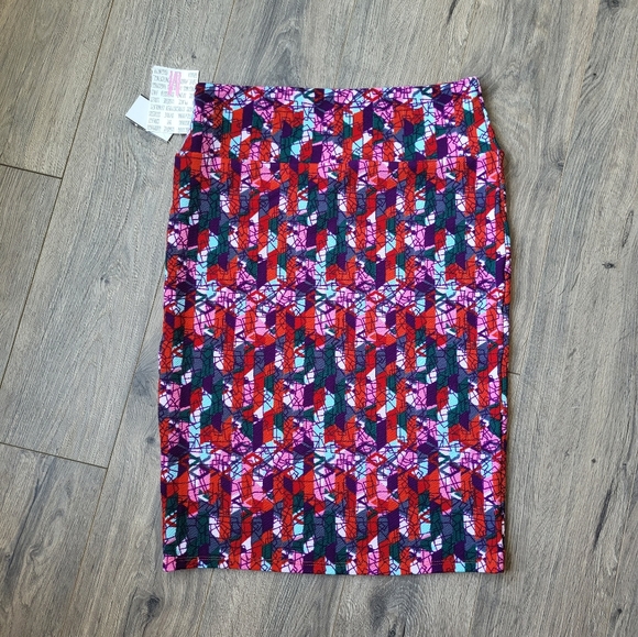 Lularoe Cassie Printed Skirt {Medium} NWT - Picture 6 of 9
